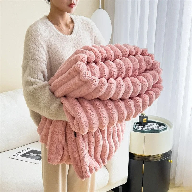 Ultra-Soft Plush Ribbed Throw Blanket – Cozy Warm Anti-Static Sofa & Bed Blanket